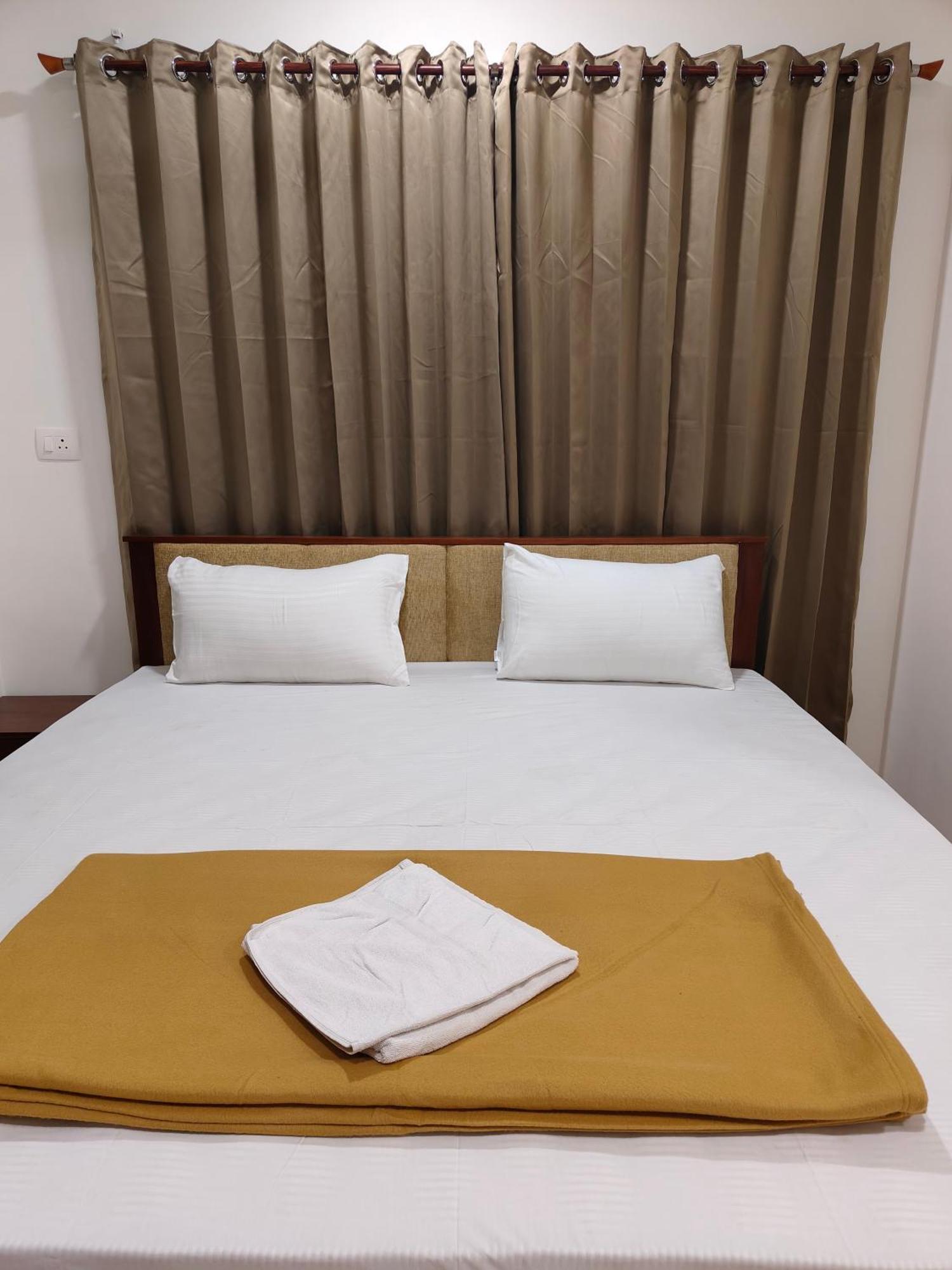 Hotel Nova Коччи Экстерьер фото