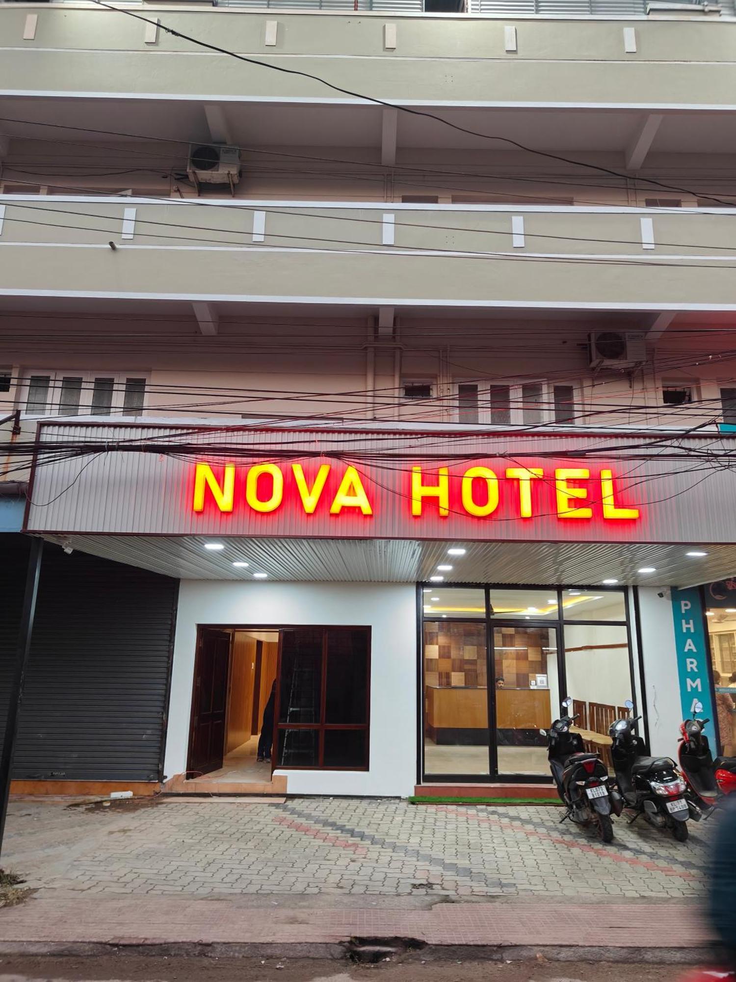 Hotel Nova Коччи Экстерьер фото
