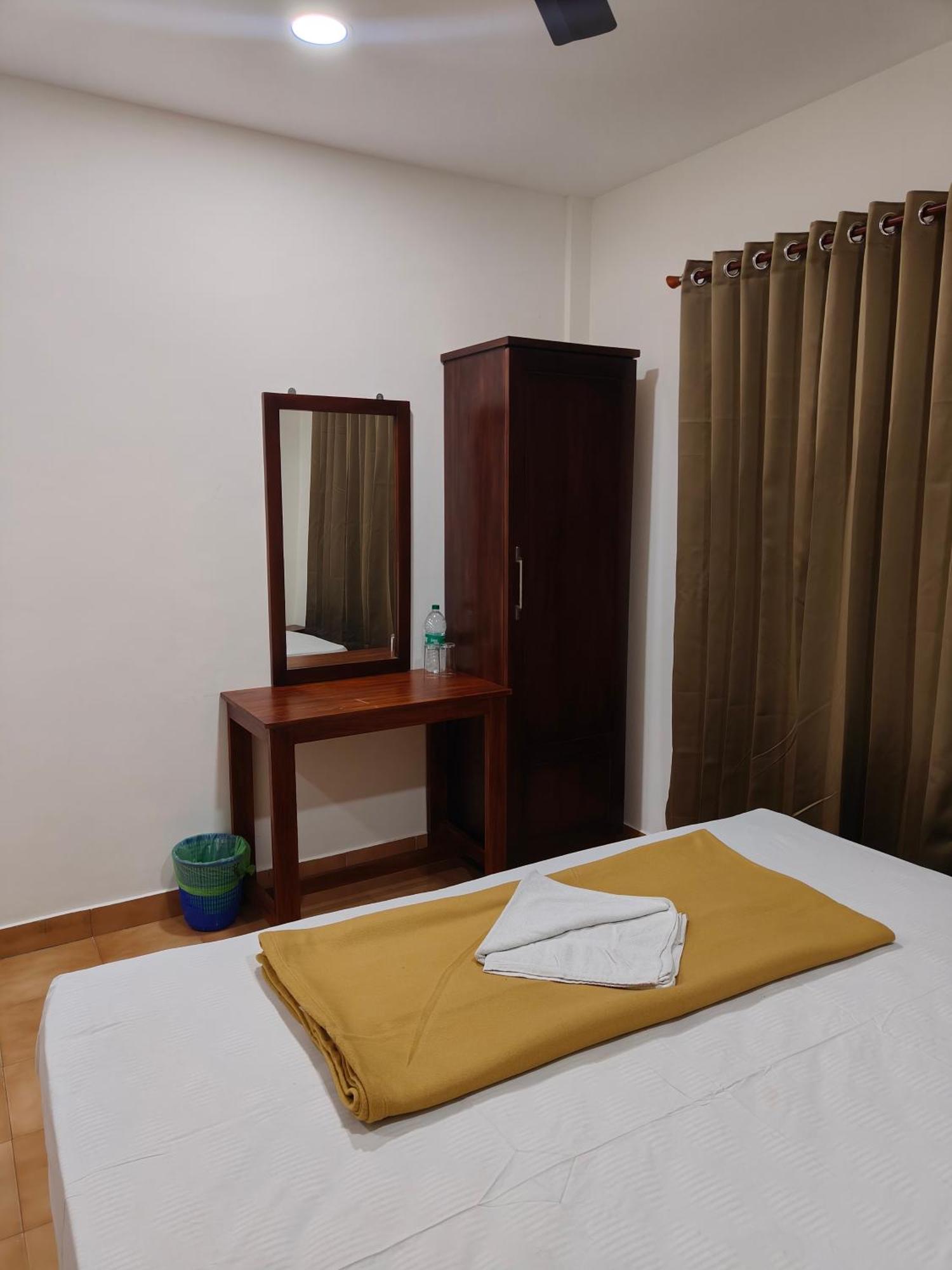 Hotel Nova Коччи Экстерьер фото